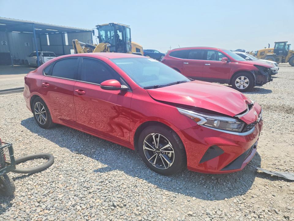صورة رقم 4 من المزاد - 2022 KIA FORTE مع VIN 3KPF24AD0NE428176