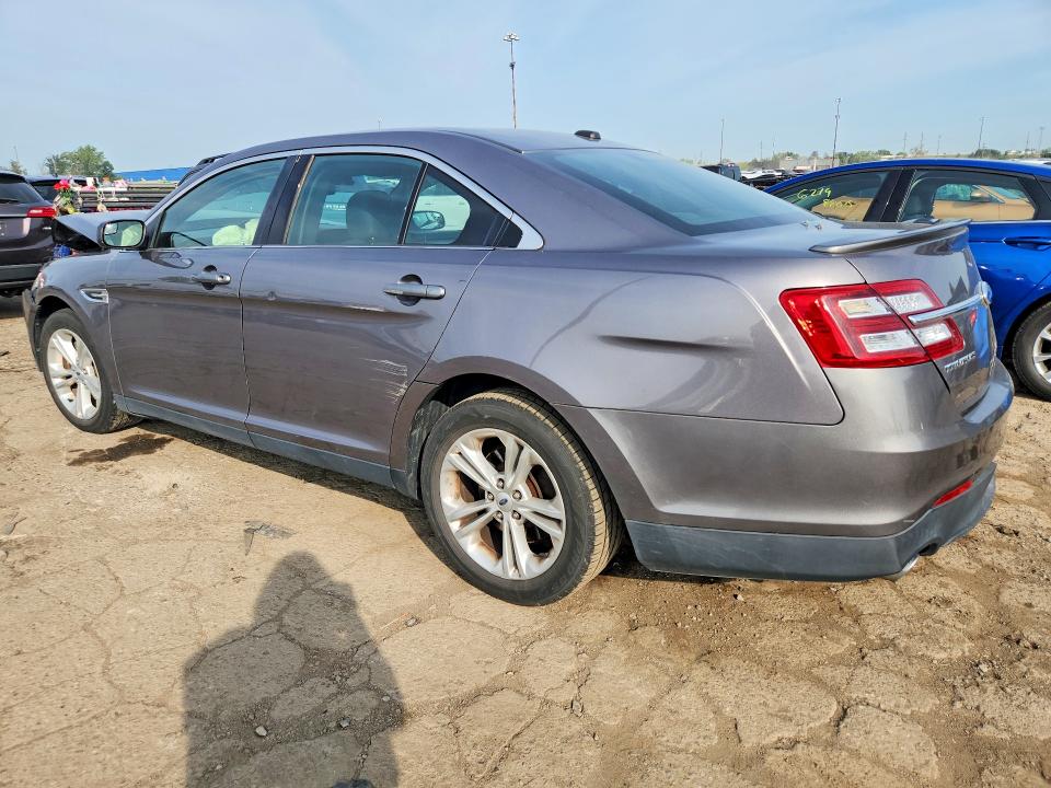 صورة رقم 2 من المزاد - 2013 FORD TAURUS مع VIN 1FAHP2E88DG229232
