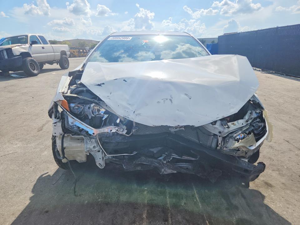 Photo 5 from auction – 2015 TOYOTA COROLLA with VIN 2T1BURHE1FC337602