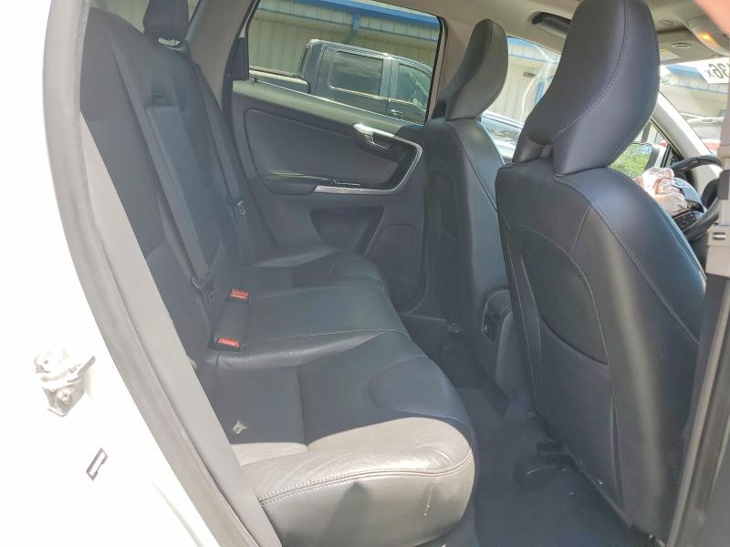 Photo 11 from auction – 2015 VOLVO XC60 with VIN YV440MDK0F2741621