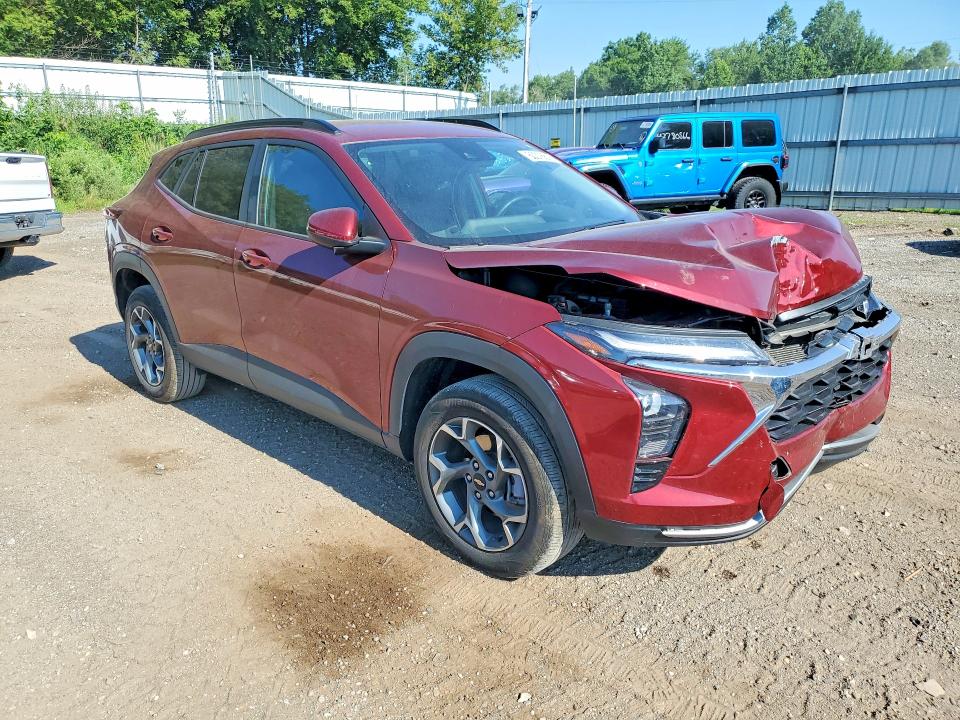 Photo 4 from auction – 2024 CHEVROLET TRAX with VIN KL77LHE21RC118436