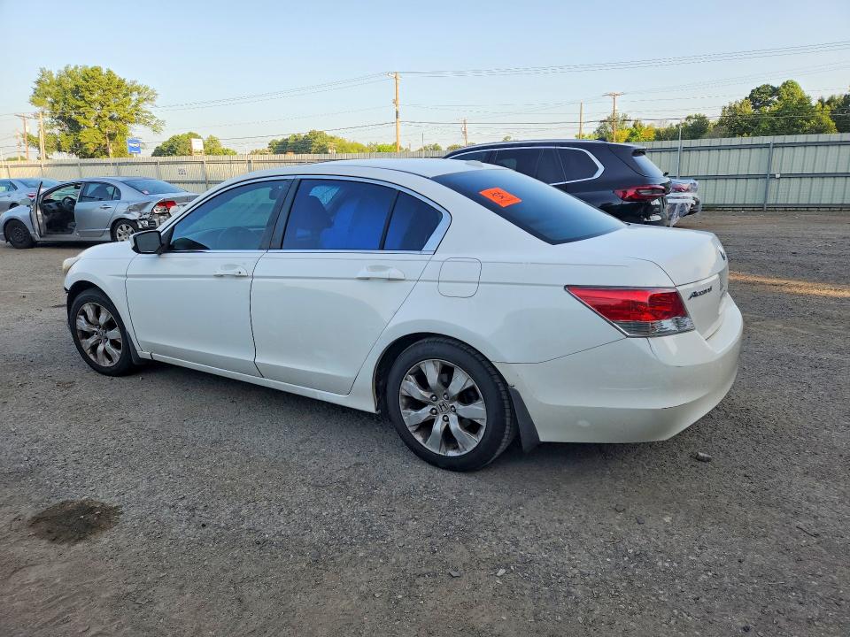 Photo 2 from auction – 2010 HONDA ACCORD with VIN 1HGCP2F84AA138056