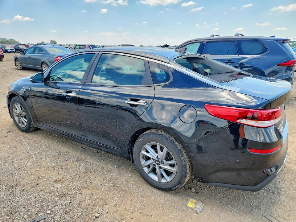 Photo 2 from auction – 2019 KIA OPTIMA with VIN 5XXGT4L36KG310349