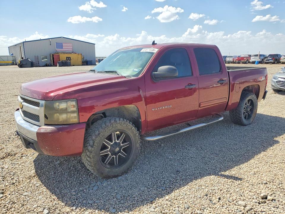 CHEVROLET SILVERADO 2013 with VIN 3GCPKSE72DG215987 - Photo from auction