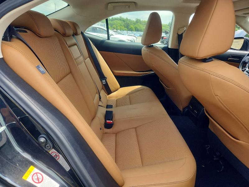 Photo 10 from auction – 2018 LEXUS IS with VIN JTHC81D20J5030917
