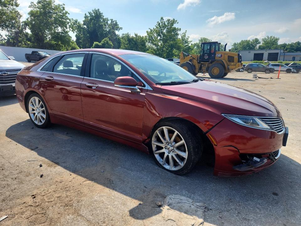 Photo 4 from auction – 2014 LINCOLN MKZ with VIN 3LN6L2GK1ER809594