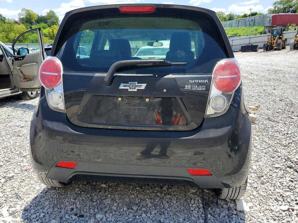 Photo 6 from auction – 2014 CHEVROLET SPARK with VIN KL8CC6S97EC449046