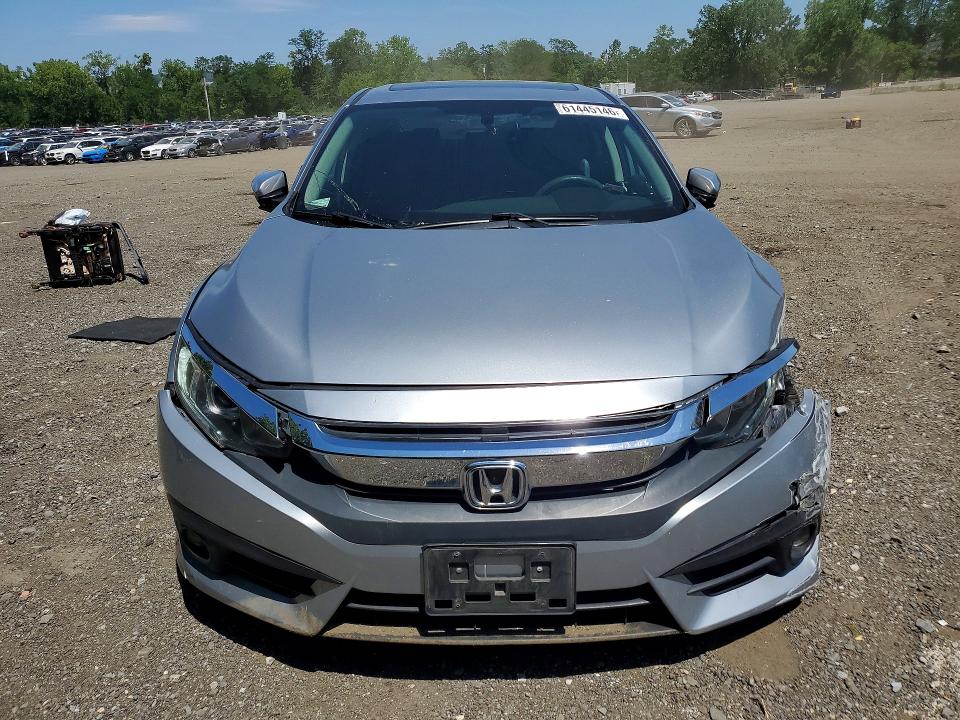 Photo 5 from auction – 2017 HONDA CIVIC with VIN 19XFC1F3XHE209080