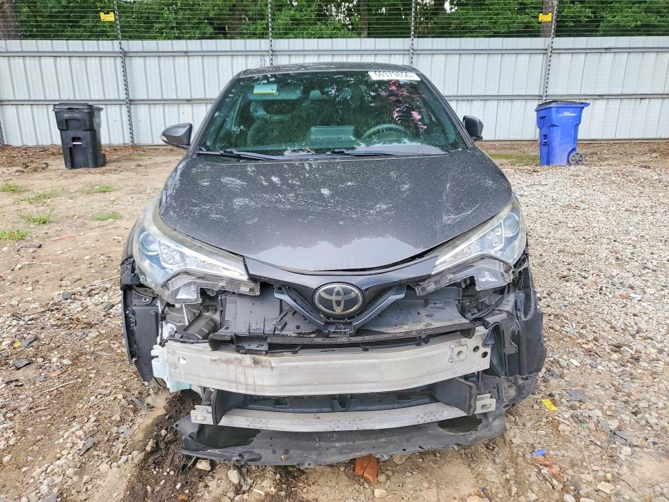 Photo 5 from auction – 2019 TOYOTA C-HR with VIN NMTKHMBX1KR094293