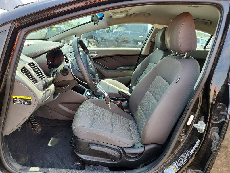 Photo 7 from auction – 2017 KIA FORTE with VIN 3KPFK4A72HE044656