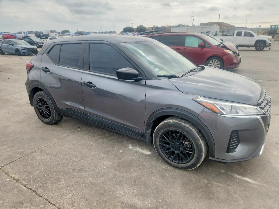 Фото 4 с аукциона – 2021 NISSAN KICKS с VIN 3N1CP5BVXML564460