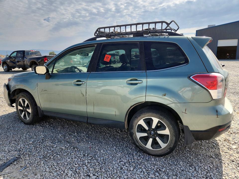 Photo 2 from auction – 2017 SUBARU FORESTER with VIN JF2SJARC5HH585052