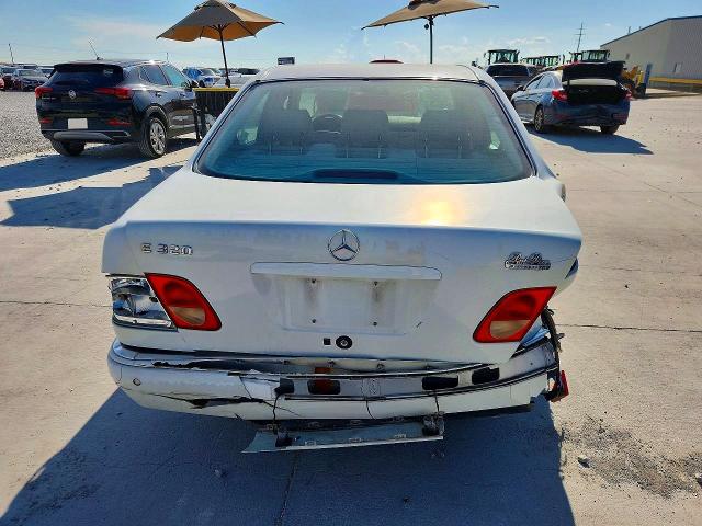 Photo 6 from auction – 1999 MERCEDES-BENZ E with VIN WDBJF65H0XA878292