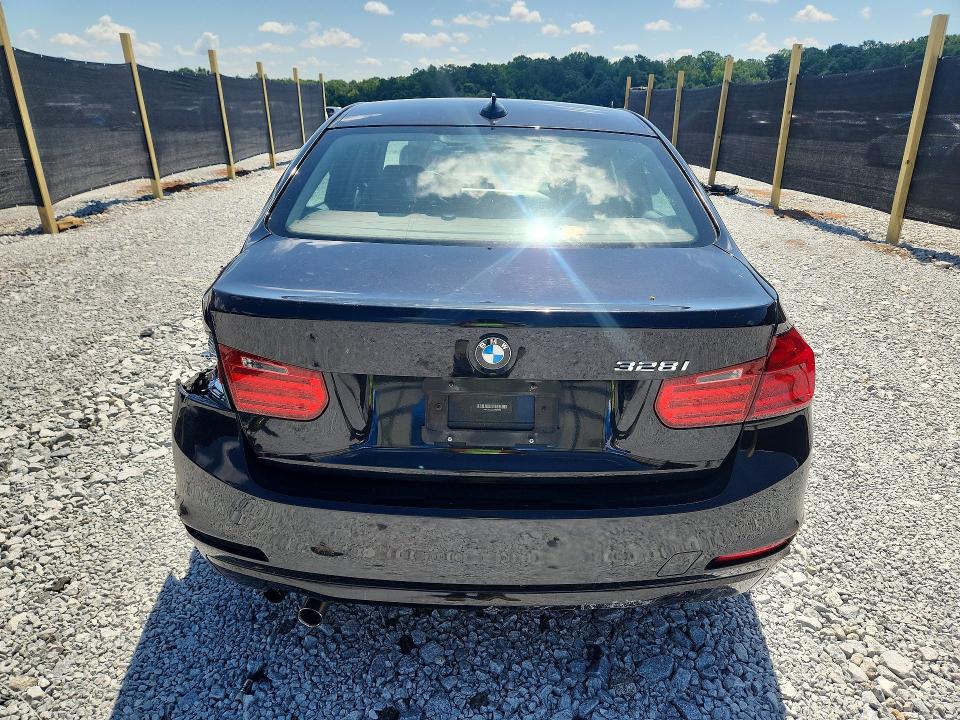 Photo 6 from auction – 2013 BMW 328 with VIN WBA3A5C52DF601280