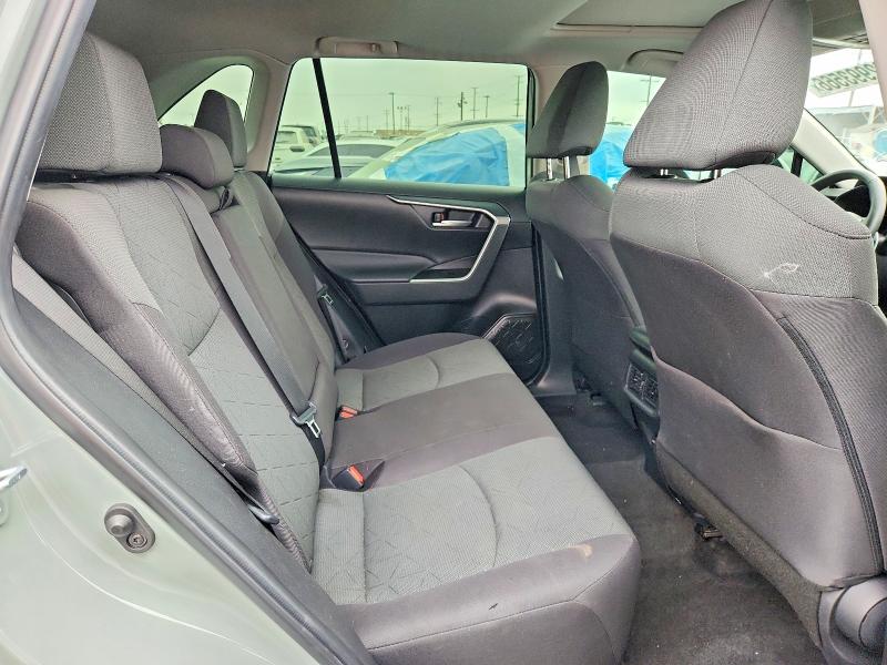 Photo 11 from auction – 2023 TOYOTA RAV4 with VIN 2T3W1RFV0PW287635