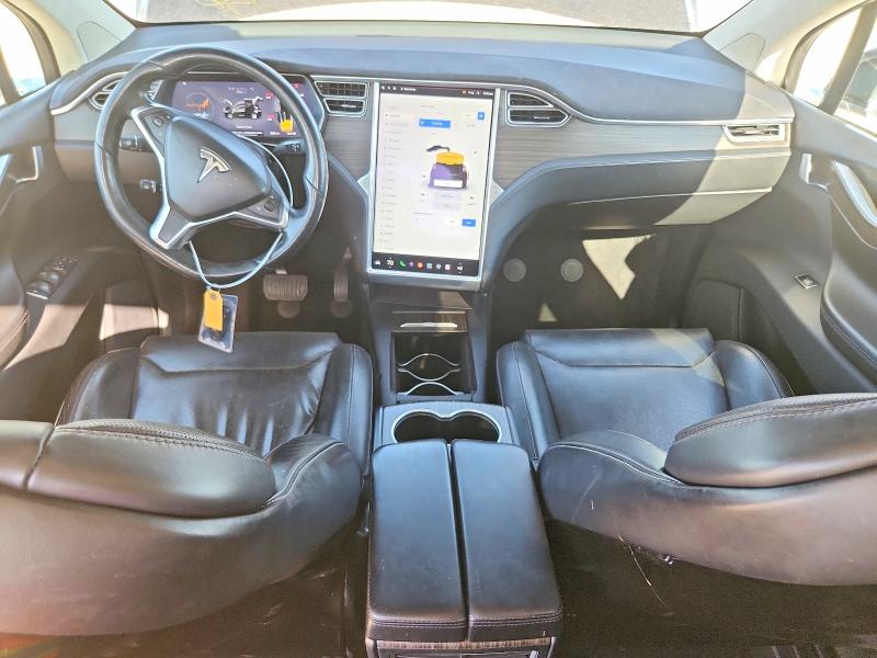Photo 8 from auction – 2016 MCLAREN AUTOMOTIVE VX50-500 with VIN 5YJXCAE22GF009218