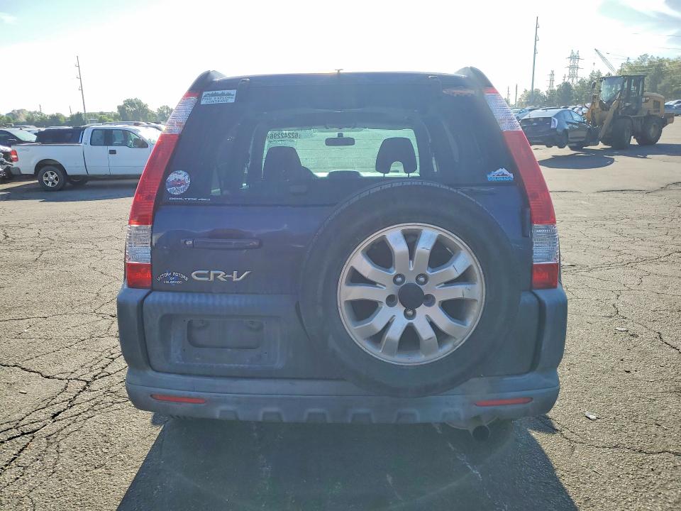 Photo 6 from auction – 2006 HONDA CR-V with VIN JHLRD77816C030117