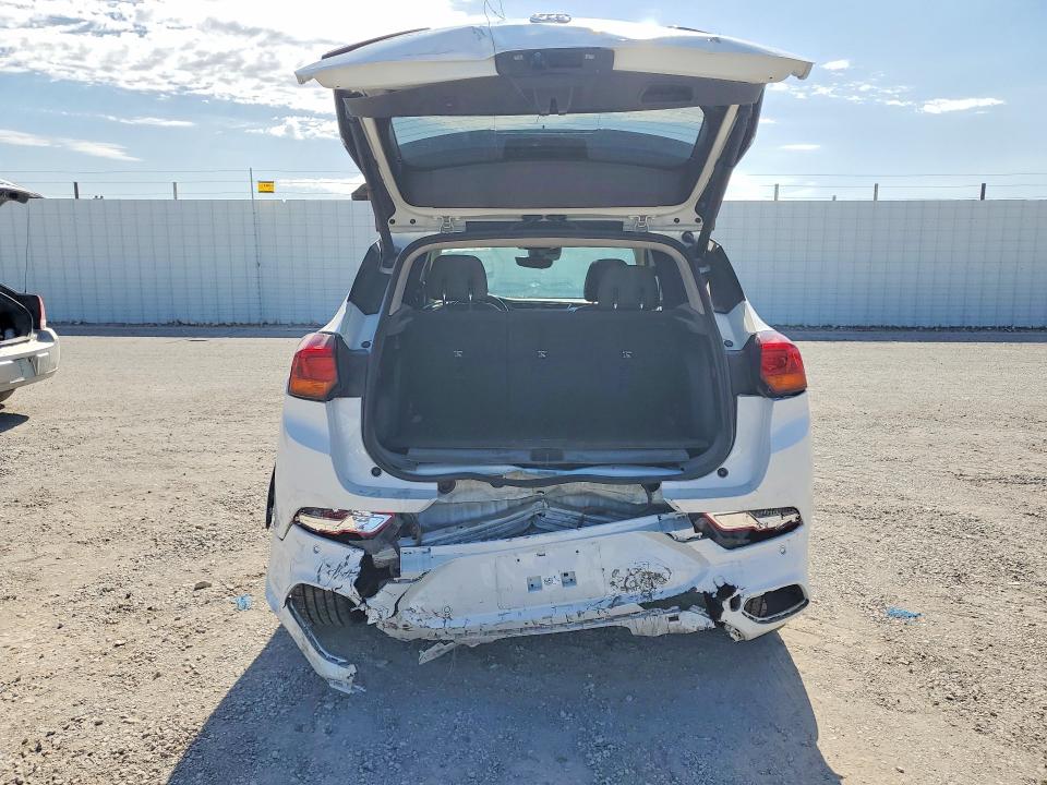 Photo 6 from auction – 2020 BUICK ENCORE GX with VIN KL4MMGSL2LB132802
