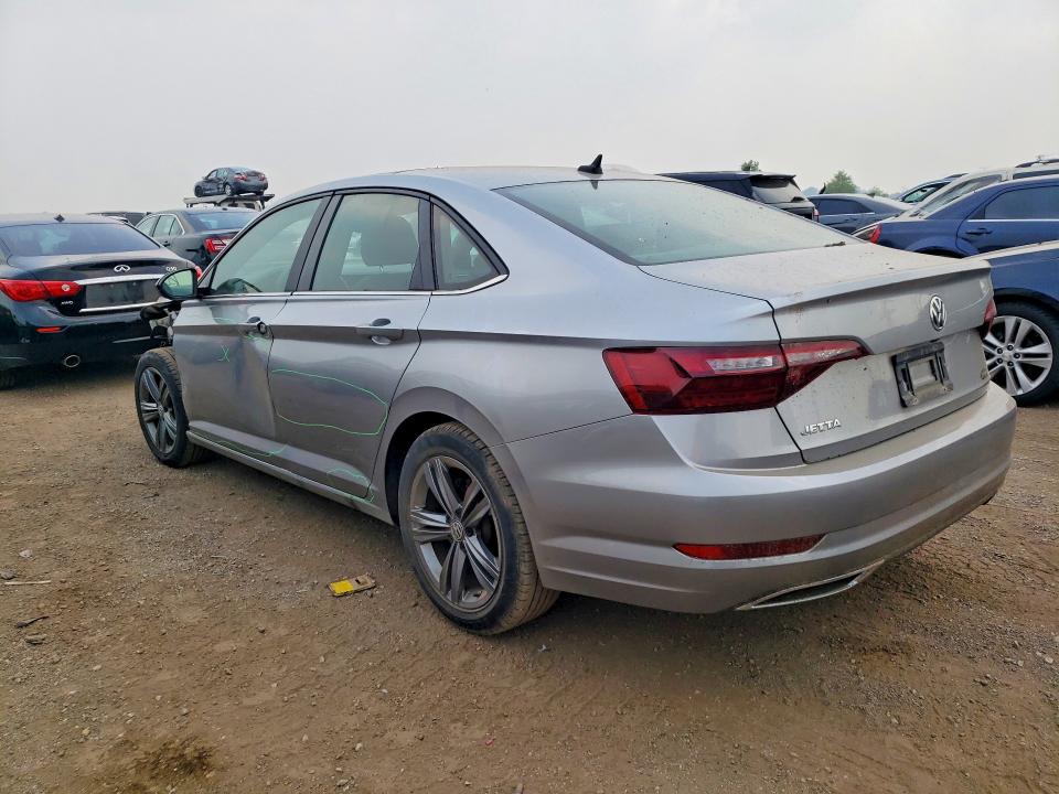 Photo 2 from auction – 2020 VOLKSWAGEN JETTA with VIN 3VWCB7BUXLM022313