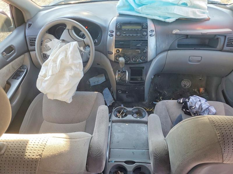 Photo 8 from auction – 2008 TOYOTA SIENNA with VIN 5TDZK23C18S143647
