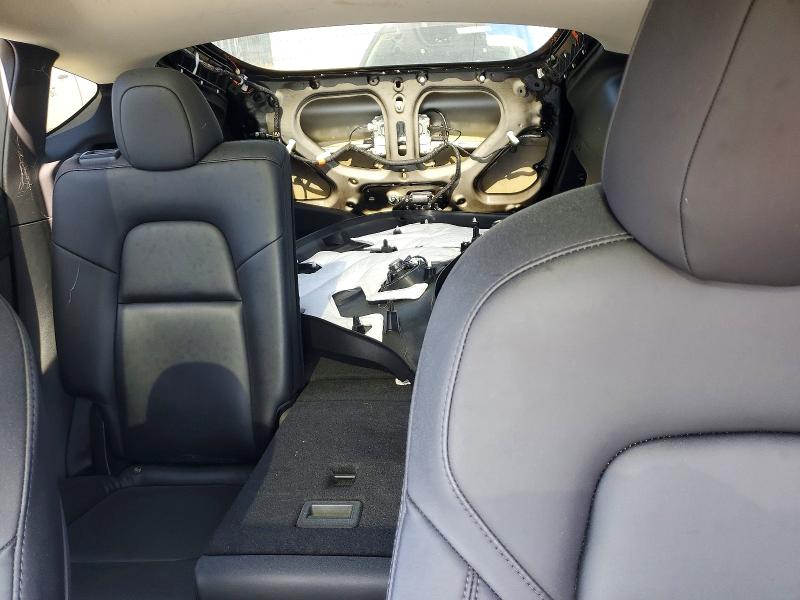 Photo 10 from auction – 2022 TESLA MODEL Y with VIN 7SAYGDEE9NF572948