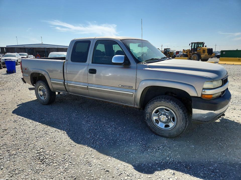 Zdjęcie 4 z aukcji – 2002 CHEVROLET SILVERADO z VIN 1GCHK29U32E225288