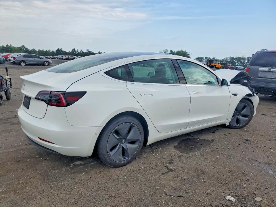 Photo 3 from auction – 2020 TESLA MODEL 3 with VIN 5YJ3E1EA4LF612200