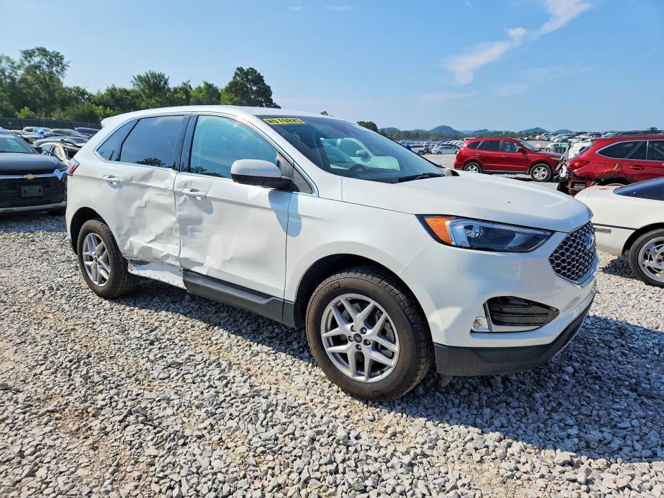 Photo 4 from auction – 2023 FORD EDGE with VIN 2FMPK4J94PBA49803