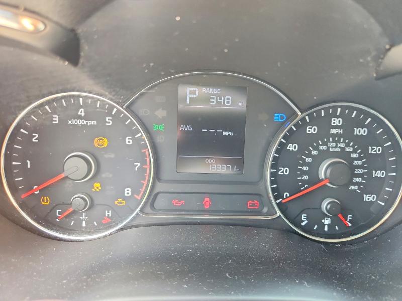 Photo 9 from auction – 2018 KIA FORTE with VIN 3KPFK4A77JE197135