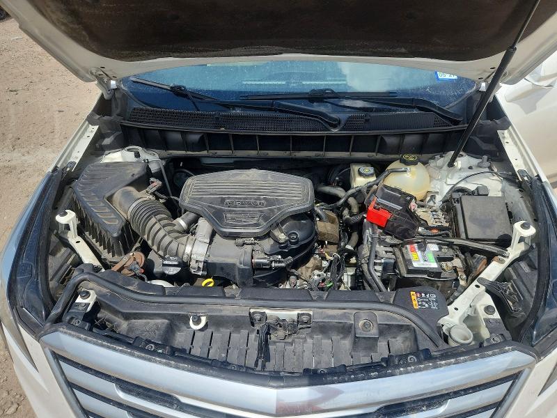 Photo 12 from auction – 2017 CADILLAC XT5 with VIN 1GYKNBRS8HZ172563