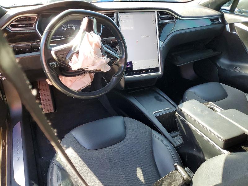Zdjęcie 8 z aukcji – 2016 TESLA MODEL S z VIN 5YJSA1E12GF175343