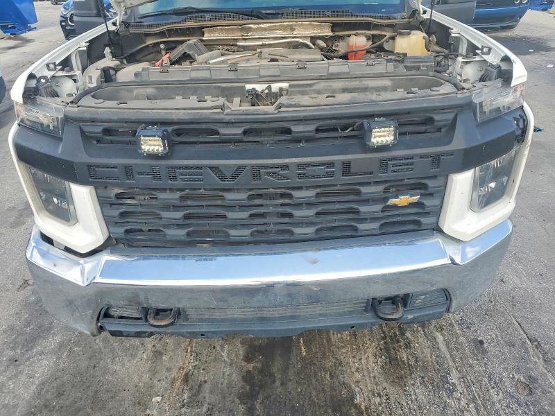 Photo 11 from auction – 2020 CHEVROLET SILVERADO with VIN 1GC4YLEY0LF197960