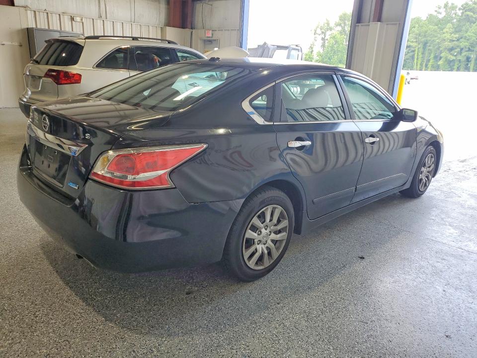 Photo 3 from auction – 2014 NISSAN ALTIMA with VIN 1N4AL3APXEC196114