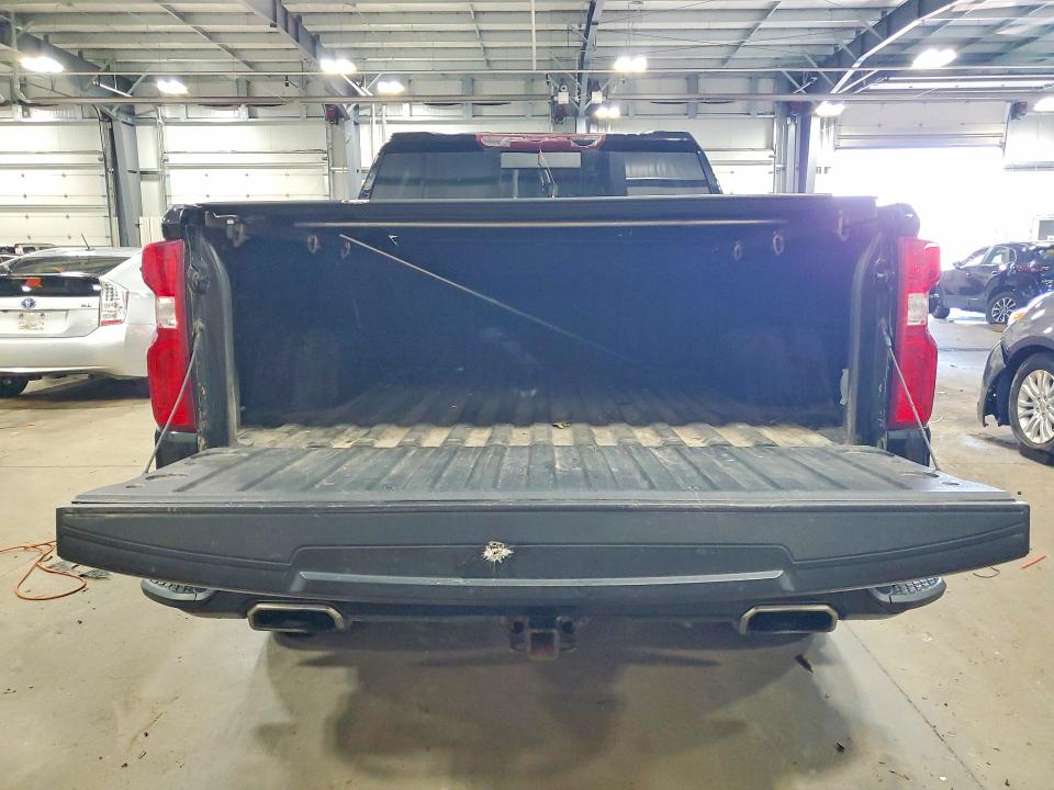 Photo 6 from auction – 2021 CHEVROLET SILVERADO with VIN 3GCUYHED8MG143672
