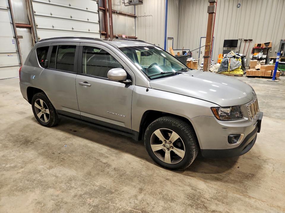 Photo 4 from auction – 2016 JEEP COMPASS with VIN 1C4NJCEA6GD749006