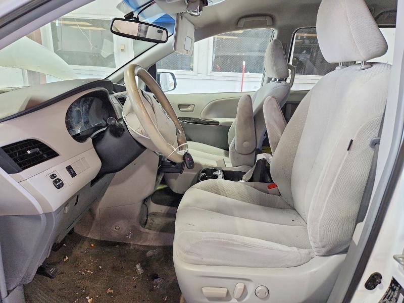 Photo 7 from auction – 2014 TOYOTA SIENNA with VIN 5TDKK3DC8ES516961