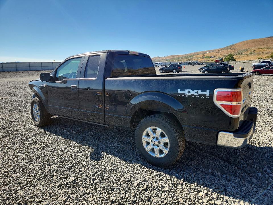 Photo 2 from auction – 2011 FORD F150 with VIN 1FTFX1EF7BKD44456