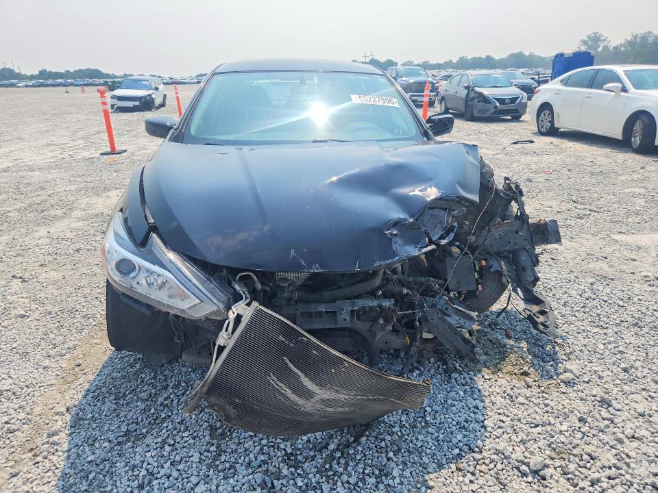 Photo 5 from auction – 2017 NISSAN ALTIMA with VIN 1N4AL3APXHC187658