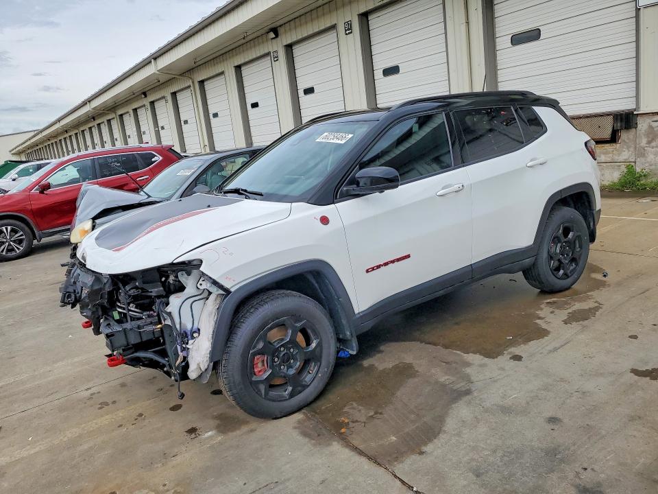 JEEP COMPASS 2023 with VIN 3C4NJDDN0PT517957 - Photo from auction