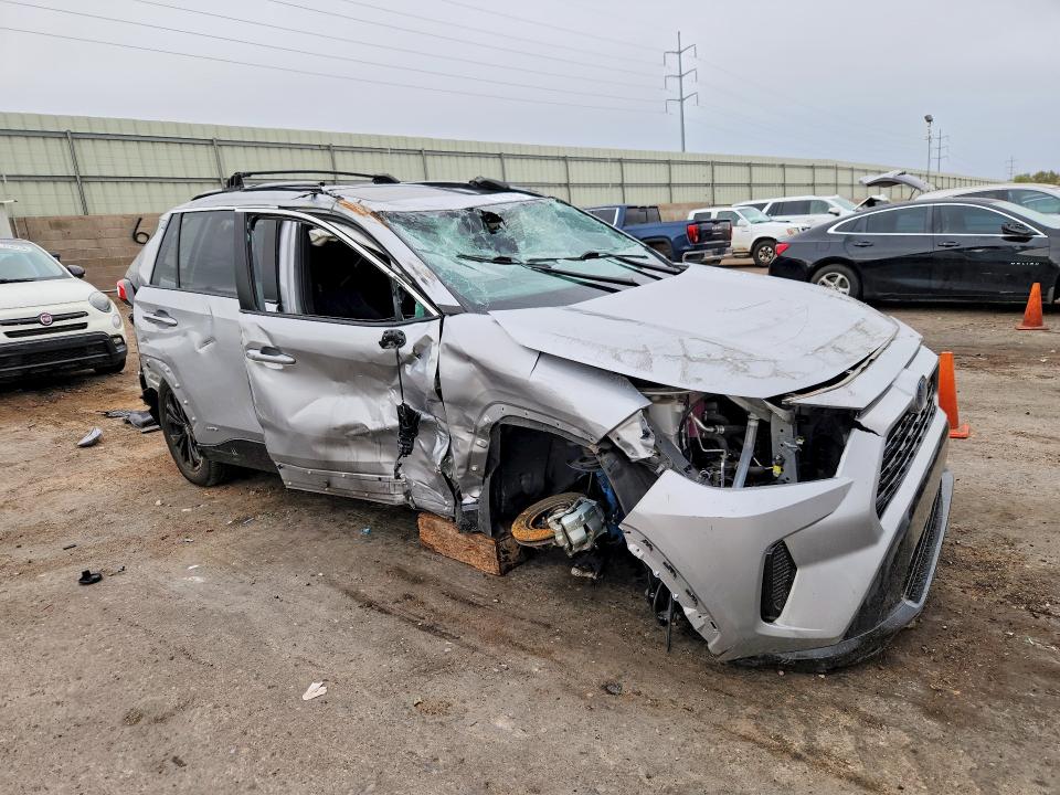 Photo 4 from auction – 2024 TOYOTA RAV4 with VIN 2T3T6RFV7RW065701