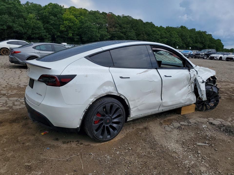 Photo 3 from auction – 2023 TESLA MODEL Y with VIN 7SAYGDEF1PF832951