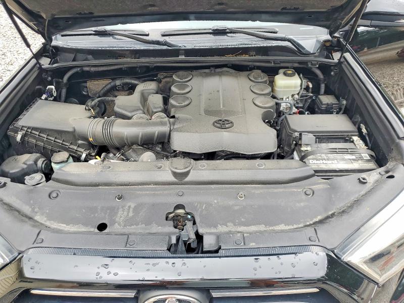 Photo 12 from auction – 2020 TOYOTA 4RUNNER with VIN JTEBU5JR9L5750877