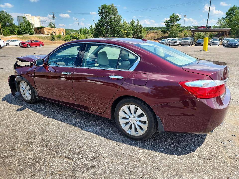 Photo 2 from auction – 2015 HONDA ACCORD with VIN 1HGCR3F89FA034394