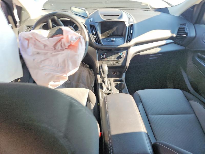 Photo 8 from auction – 2018 FORD ESCAPE with VIN 1FMCU0GD1JUD18404