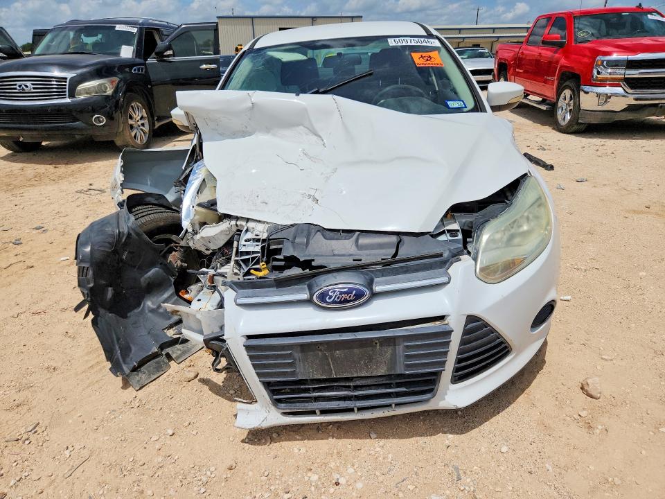 Photo 5 from auction – 2013 FORD FOCUS with VIN 1FADP3F20DL232437