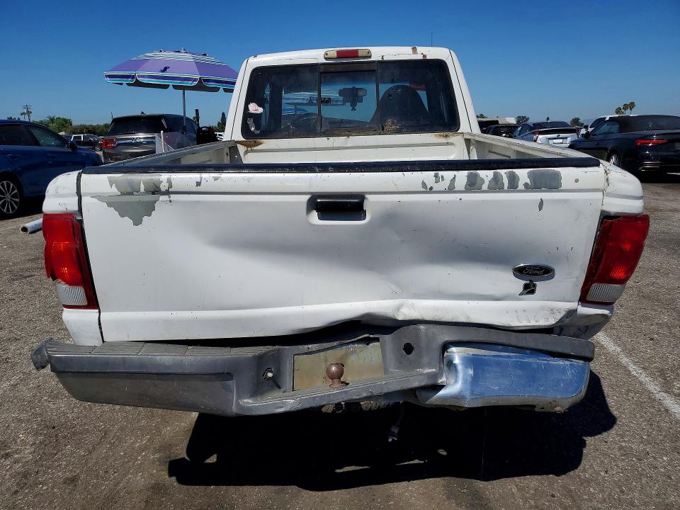Photo 6 from auction – 2000 FORD RANGER with VIN 1FTYR14V5YPB68823