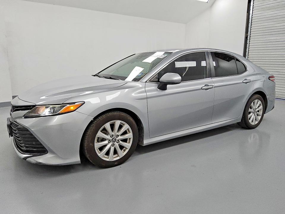 TOYOTA CAMRY 2020 with VIN 4T1C11AK6LU884700 - Photo from auction