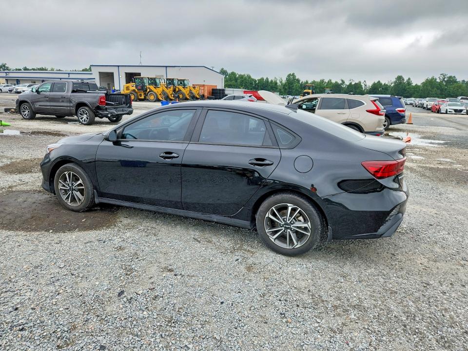 صورة رقم 2 من المزاد - 2023 KIA FORTE مع VIN 3KPF24AD9PE570674