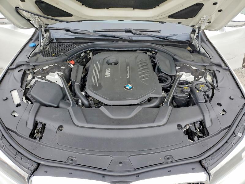 Photo 11 from auction – 2016 BMW 740 with VIN WBA7E2C53GG504155