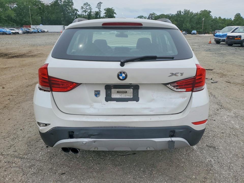 صورة رقم 6 من المزاد - 2013 BMW X1 مع VIN WBAVM5C57DVV90976
